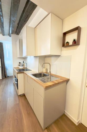 Luxury Stay I Designer Duplex near Bastille