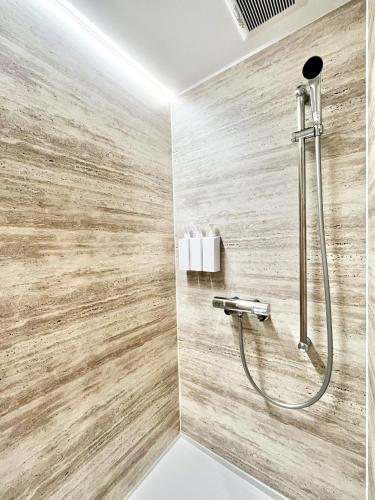 M Suites 301