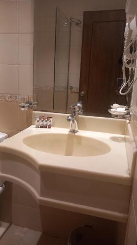 Verta Hotel Aziziya