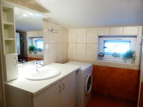 Fotografie z fotogalerie ubytování Apartments Adria v destinaci Senj