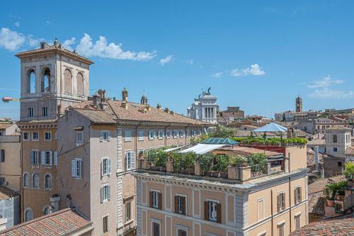 Palazzo Costaguti luxury and terrace up to 6