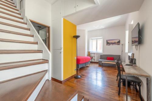 Smart Lodgings Sky