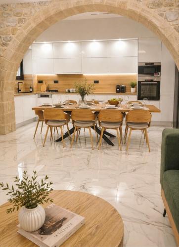 Stavros Luxury Villa