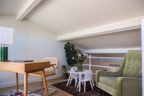 Family apartment with terrace and Calanques view