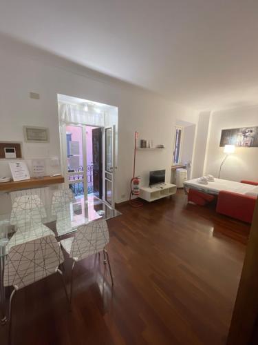 Welcome to Colosseum Home Apartment