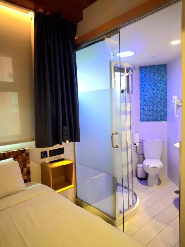 Far Home Suites