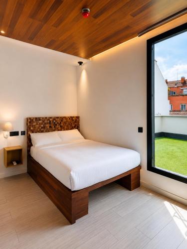 Far Home Suites