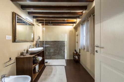 The New Bela Luxury Service Apartment