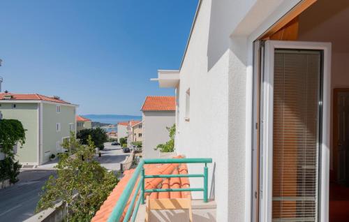 Beautiful Apartment In Makarska With Wifi