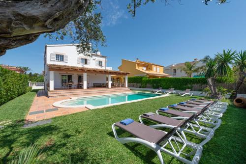 Villa Joana Barcares for 10 with swimming pool