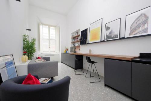 Apartment Place Art by Luxury Getaways