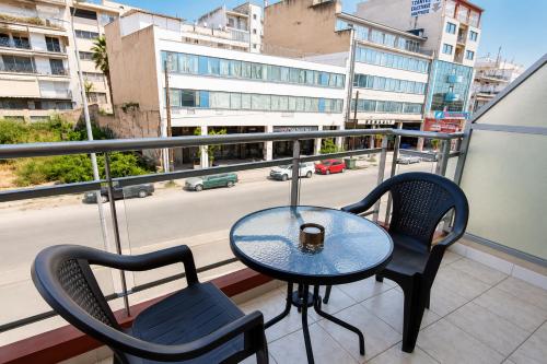 White Orchid Modern Studio near Metro & Free Parking