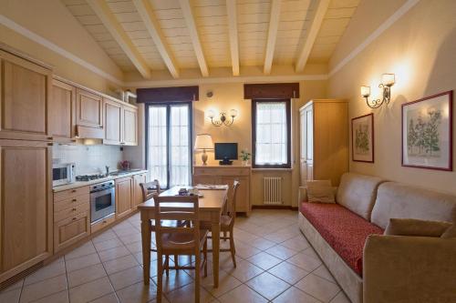 Η κουζίνα ή μικρή κουζίνα στο Residence Villa Mainard