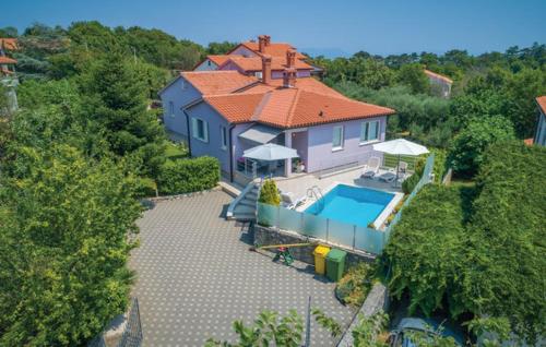 Adorable Holiday House Lilla-with pool-near Old Town Labin