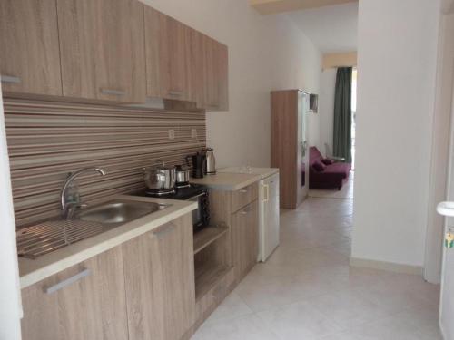 katerina apartments near the sea 2