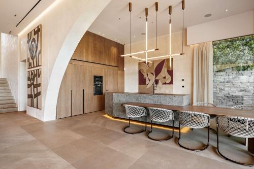 Villa Futura Spectacular Luxury Designer Villa