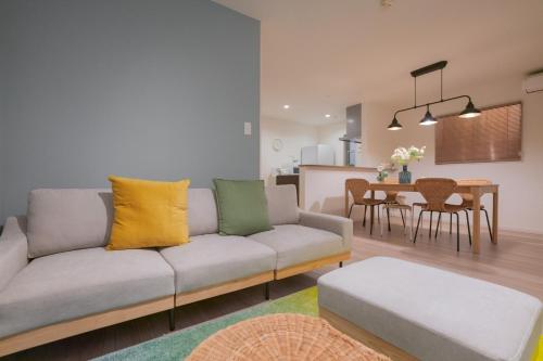 Luxury 4 bedroom apartment - Vacation STAY 18460