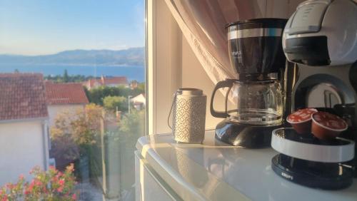 ꕥ Apartments Residence SUNCE Supetar, Family choice - cozy base to stay and explore island Brac FREE PARKING