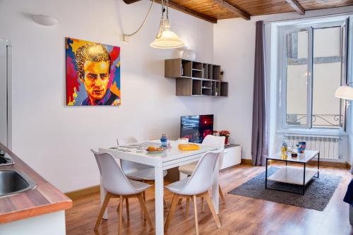 2 Bdr family apt Balestrari Palace Campo dei Fiori Piazza Navona Piazza Venezia