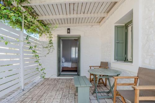 Kriolithos Houses