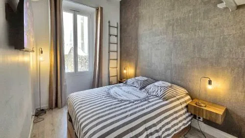LX154 Loft rénové lumineux - plein centre Cannes photo 1