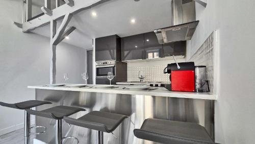 LX154 Loft rénové lumineux - plein centre Cannes photo 16
