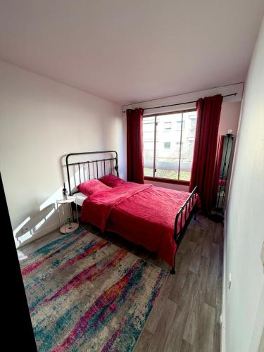 Bright & Cozy Room in Shared Apartment Near Eiffel