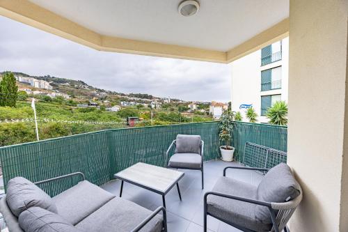Caniço Mountain View Apartment