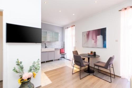 Apartment Mario 1BR by Irundo