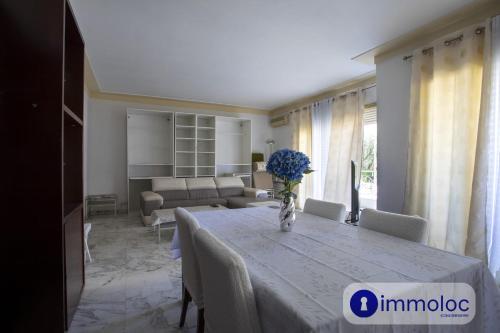 Spacious apartment with terrace in the Cimiez district