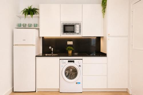 Marquina Beach Studio