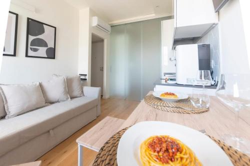 Modern Stylish Apartment - Isola & Central Station