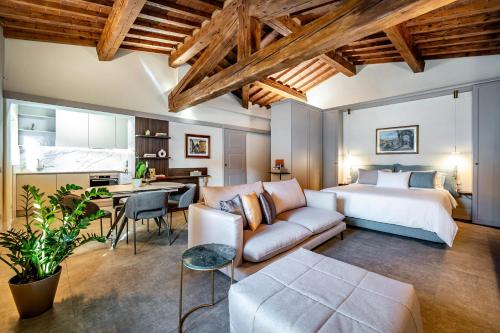 Le Torri by Dimora Collection - Penthouse Suites with Medieval Tower Views - Adults Only