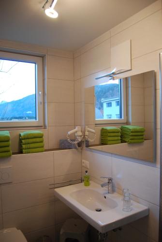 Koupelna v ubytování Appartement Zweikofelblick