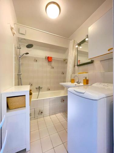 Nice Studio With Balcony Near The Beach