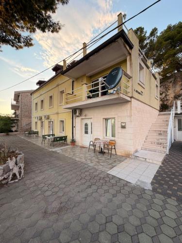 Apartments Dalmatia with private free large parking and unforgettable views