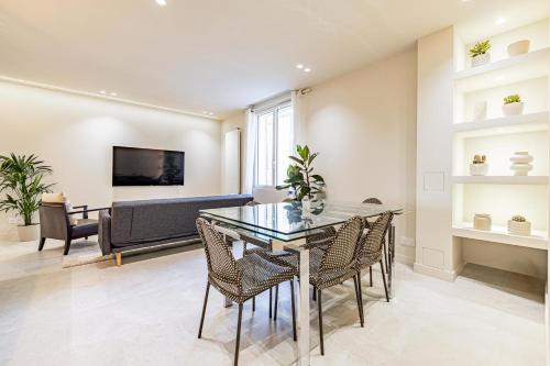 42 SERBE - Luxurious 3-bedroom 50m from Croisette and Palais