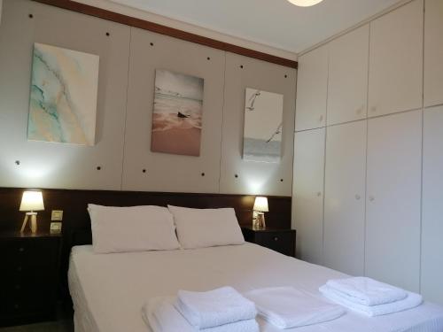 New!! 2 DBRM apartment with large balcony near the sea!!