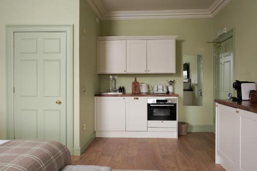 The Townhouse, Leith photo 110