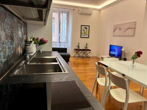 Domus Caecilia - via Cola di Rienzo