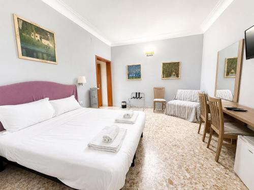 San Giovanni Rooms - near metro