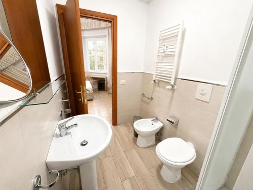 San Giovanni Rooms - near metro