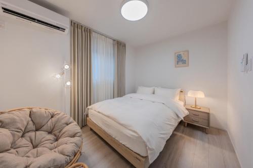 NIKYO Kawa 2 minutes from Nishikujo Station Villa Osaka