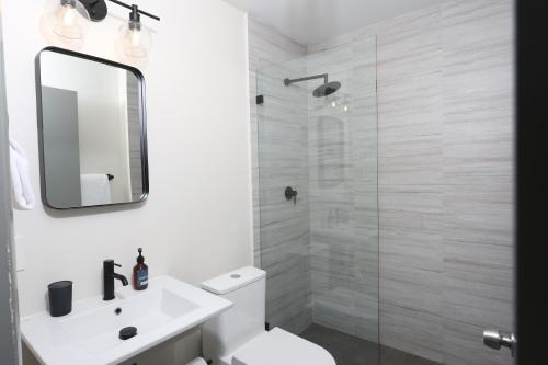 Habitat Residence photo 55