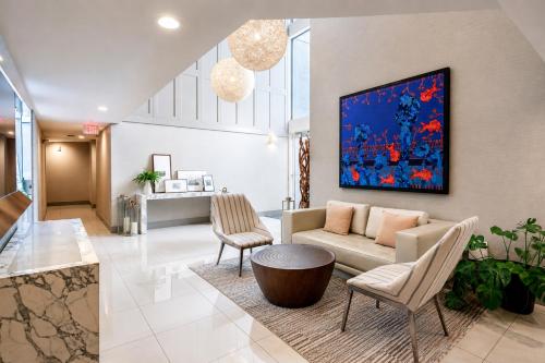 Habitat Residence photo 45