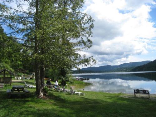 Green Acres Lakeside Resort Salt Spring Island