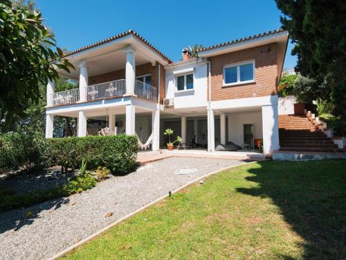PREMIUM Family Villa in Málaga with Private Pool