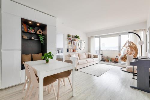 2BHK near Porte de Versailles Expo Park