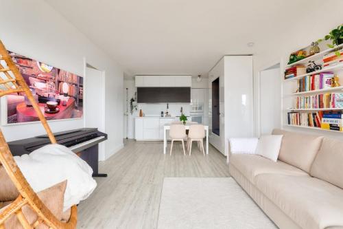 2BHK near Porte de Versailles Expo Park