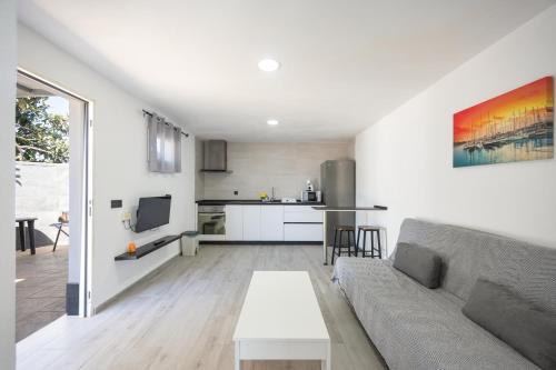 Apartamento con Piscina y Barbacoa
